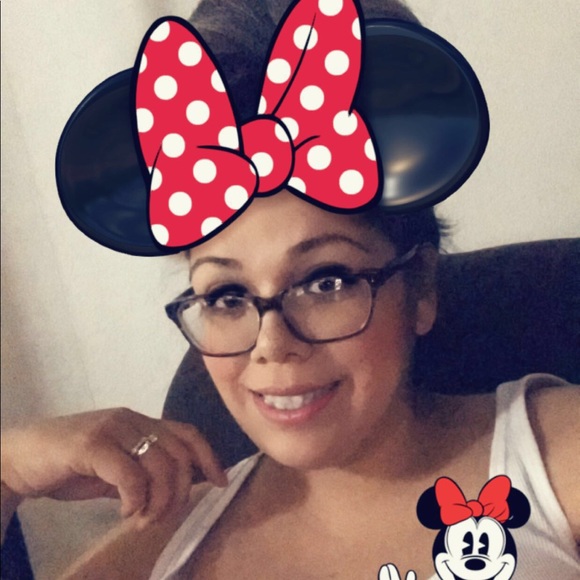 Meet your Posher, Paola - Picture 3 of 4